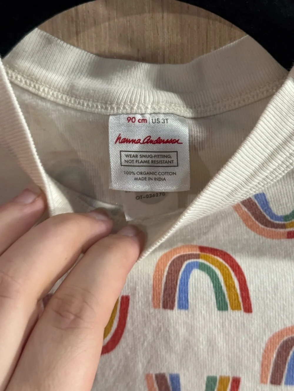 Hanna Andersson White Short Sleeve Pj Tee with Rainbow Print Size 3T